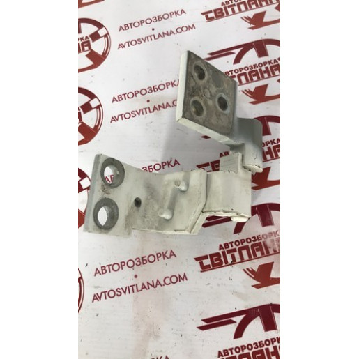 Петля двери распашной правой нижняя Citroen Berlingo 2003-2008 871771